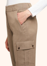 pantaloni Kiton donna, in lana vergine cammello 4