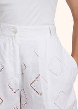 Pantaloni bianco Kiton da donna, in lino 4