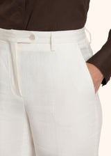 Pantaloni bianco Kiton da donna, in lino 4