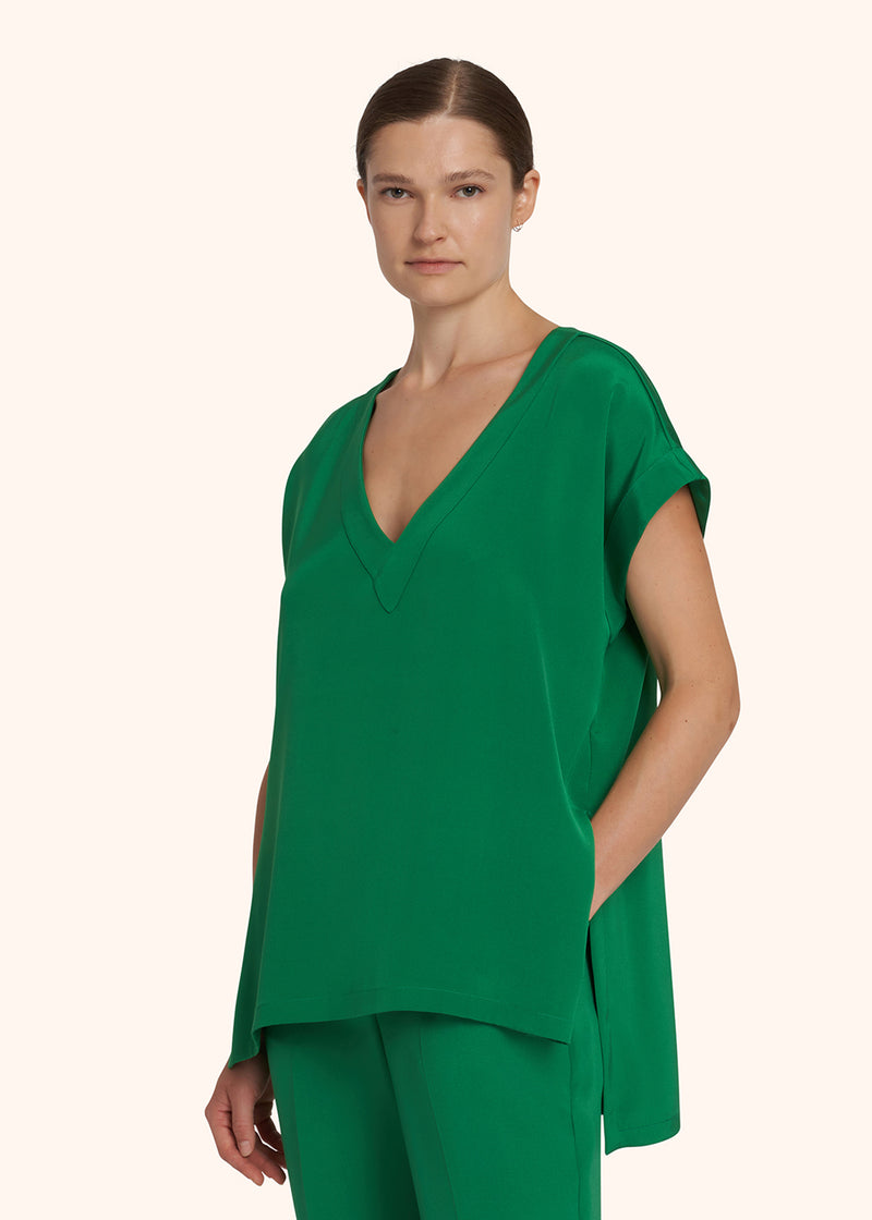 Camicia verde smeraldo Kiton da donna, in seta 2